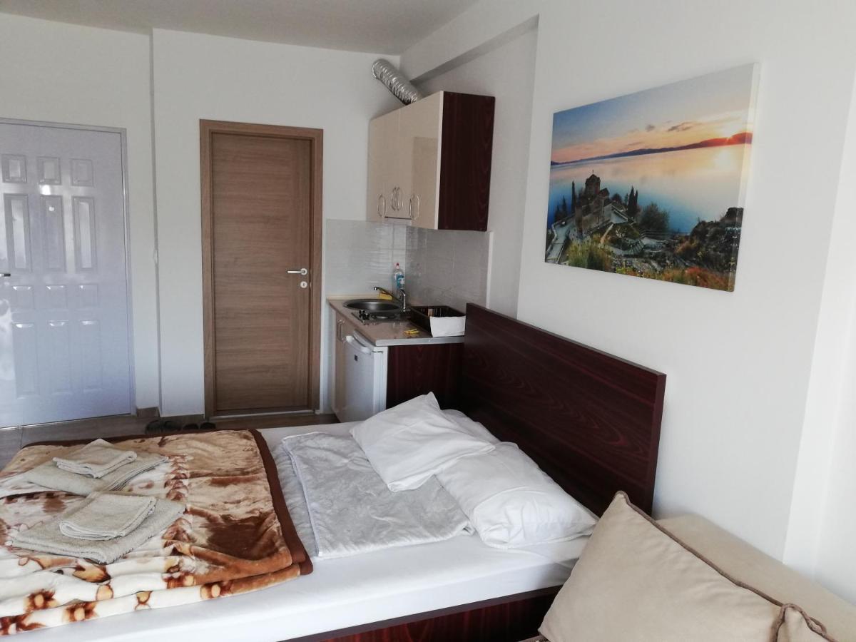 Center Apartment Delfina Охрид Экстерьер фото